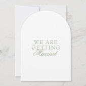 Fancy Sage Green Boho Modern Arched Wedding Einladung (Rückseite)