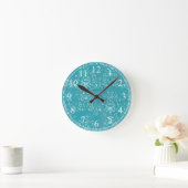 Fancy Teal Floral Damask Pattern Runde Wanduhr (Zuhause)