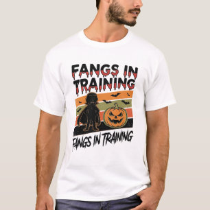 Fänge in Ausbildung Lustiges Vampir Halloween-Shir T-Shirt