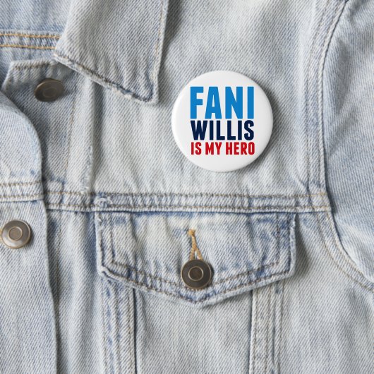 Fani Willis ist My Hero Button (Beispiel)