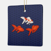 Fantail Goldfish über Seigaiha Wave Pattern Japani Keramikornament (Links)