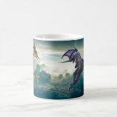 Fantasie fliegender Drache Wolken Kaffeetasse (Mittel)