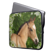 Fantasie-Pferde: Blumen Laptopschutzhülle (Vorderseite Links)