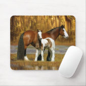 Fantasie-Pferde: Stute u. Fohlen Mousepad (Mit Mouse)