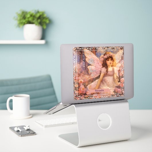 Fantasiefee im träumerischen rosa Blumenmeer Aufkleber (Laptop auf Schreibtisch)