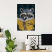 Fantasievoller Waschbär liest Buch Kunstprint Poster (Heimbüro)
