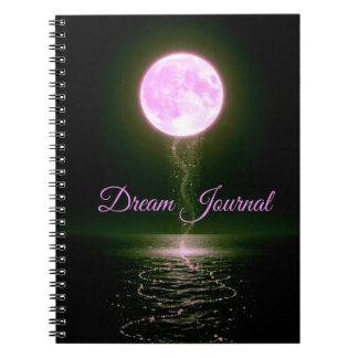 Fantasievolles Traumtagebuch Notizblock