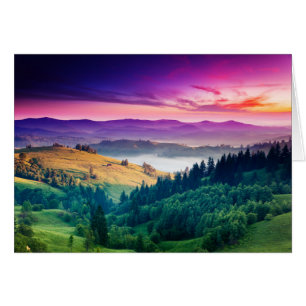 Fantastische Bergwelt am Morgen. überwältigt