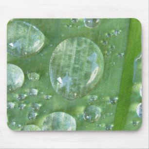 Fantastische Wasserperle Mousepad