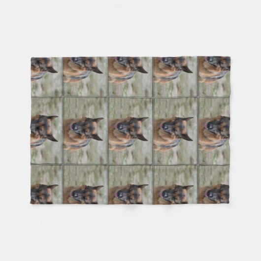 Fantastischer Schäferhund Fleecedecke (Vorderseite (Horizontal))