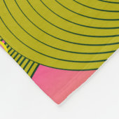 Fantasy Arcs Beads Pink Green Fleecedecke (Ecke)