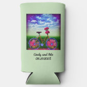 Fantasy Bicycle mit rosa Blume auf Mint Green Selters Dosenkühler (Vorderseite)