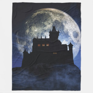 Fantasy-Burg in der Nacht Fleecedecke