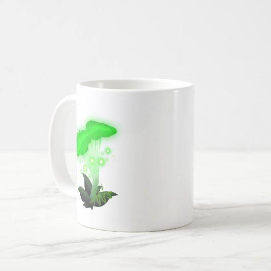 Fantasy Chanterelle Glows Green Mushroom Kaffeetasse (Vorderseite Links)