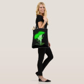 Fantasy Chanterelle Glows Green Mushroom Tasche (Am Model)