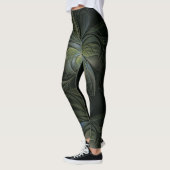 Fantasy-Design auf schwarzem Hintergrund mit coole Leggings (Links)