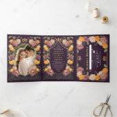 Fantasy Enchanted Blumengarten Hochzeit Dreifach Gefaltete Einladung (Innenseite)