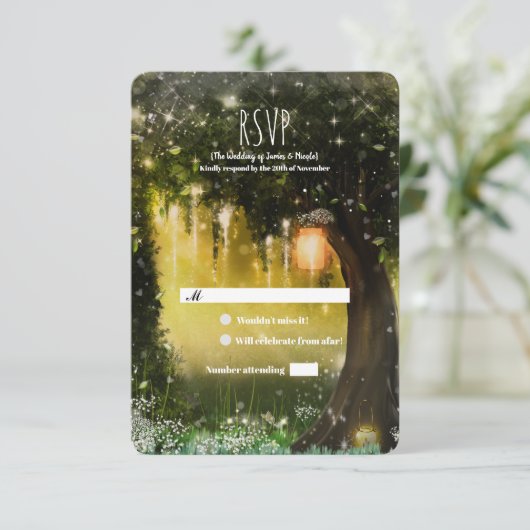 Fantasy Enchanted Green Forest Wedding RSVP (Stehend Vorderseite)