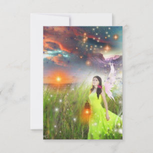 Fantasy Fairy Holding Lattern während eines Sonnen