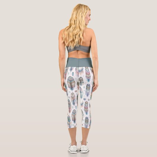 Fantasy Feather Capri Leggings (Rückseite)
