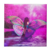 Fantasy-Fee im Fluss im lila Wald Fliese (Vorderseite)