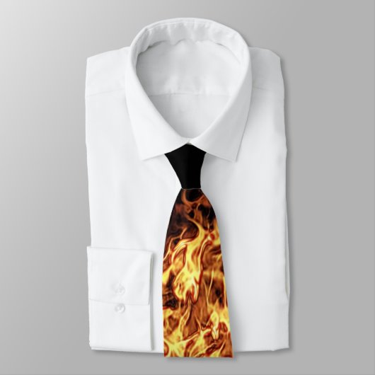 FANTASY FLAMES (Nackeneffekte) Krawatte (Gebunden)