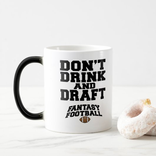 Fantasy Football Dont Drinks und Entwurf Verwandlungstasse (Mit Donut)