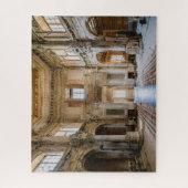 Fantasy Grand Entry im abandoned French Chateau Puzzle (Vertikal)