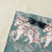 Fantasy Illustration von Floral Pastel Horse Strandtuch (Beispiel)