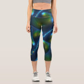 Fantasy Lights Abstrakt Blue Green Yellow Fraktal Capri Leggings (Vorderseite)
