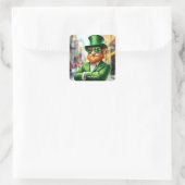 Fantasy Niedlich Sharp Dressed Leprechaun Quadratischer Aufkleber (Tasche)