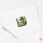 Fantasy Niedlich Sharp Dressed Leprechaun Quadratischer Aufkleber (Umschlag)