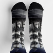 Fantasy Segelschiff unter grauen Himmelswolken Socken (Oben)