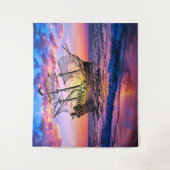 Fantasy Ship on the Sea - Abstrakter Ozean Sunset Wandteppich (Vorderseite)