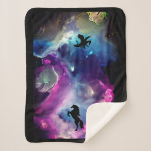 Fantasy Space Nebula Einhorn Drache Rosa Blau Sherpadecke