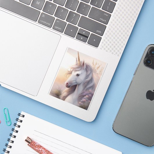 Fantasy Unicorn Transparenter Sticker (Laptop mit iPhone)