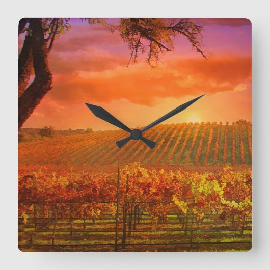 Fantasy Vineyard Clock Quadratische Wanduhr (Vorderseite)