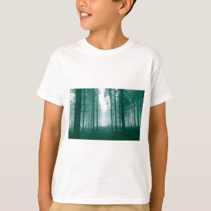 Fantasy-Wald mit Nebel in Grün T-Shirt