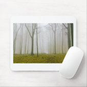 Fantasy-Wald mit Nebel und gelbem Blattwerk Mousepad (Mit Mouse)
