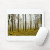 Fantasy-Wald mit Nebel und gelben Blätter Mousepad (Mit Mouse)