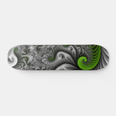 Fantasy World Green and Graue Abstrakte Fraktal Ar Skateboard (Horizontal)