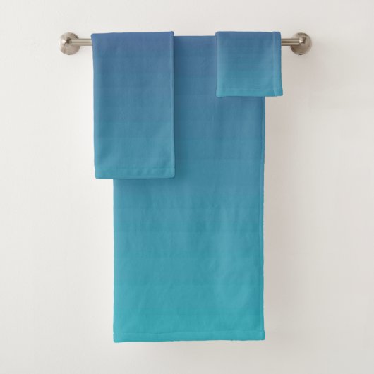 Farbamerikanisches Set mit festem Badehandtuch (Insitu)