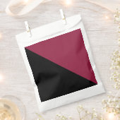 Farbblock-Gönntafeln (Schwarz & Berry Rot) Geschenktütchen (Ausgeschnitten)