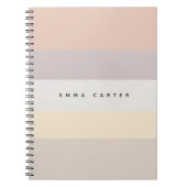 Farbblock Horizontale Pastellstreifen Monogramm Notizblock (Vorderseite)