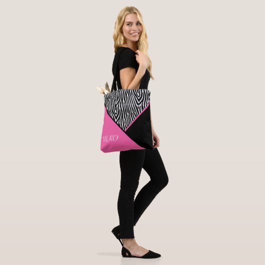 Farbblock mit Zebra Print Tasche (Am Model)