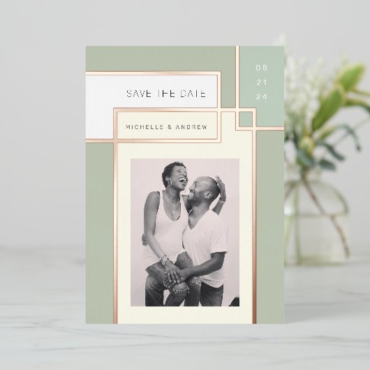 Farbblock Mitte Jahrhundert Modernes Save the Date Folieneinladung (Stehend vorne)