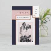 Farbblock Mitte Jahrhundert Modernes Save the Date Folieneinladung (Stehend vorne)