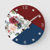 Farbblockblüten | Boho Burgundy and Navy Pattern Runde Wanduhr (Vorderseite)