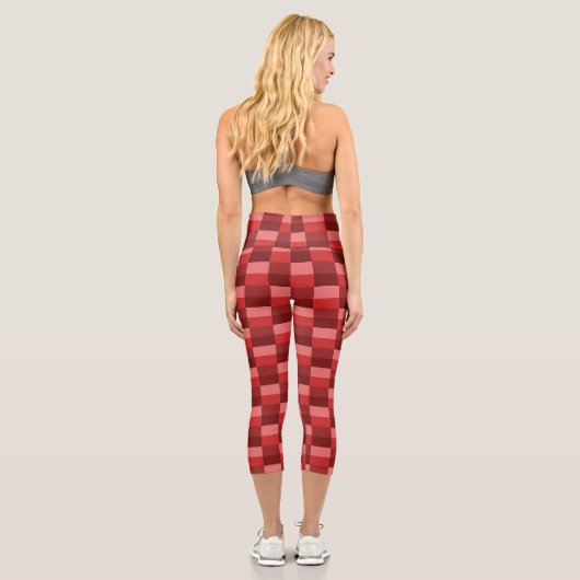 Farbblöcke mit rotem Schatten Capri Leggings (Rückseite)