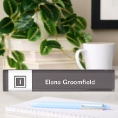 Farbe am oberen Ende des Monogrammes Namensplakette